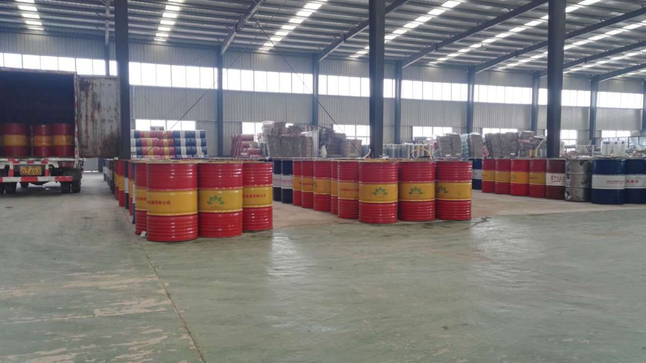 船用潤(rùn)滑油與陸上用柴油機(jī)油有什么不同?那個(gè)品牌的好用？