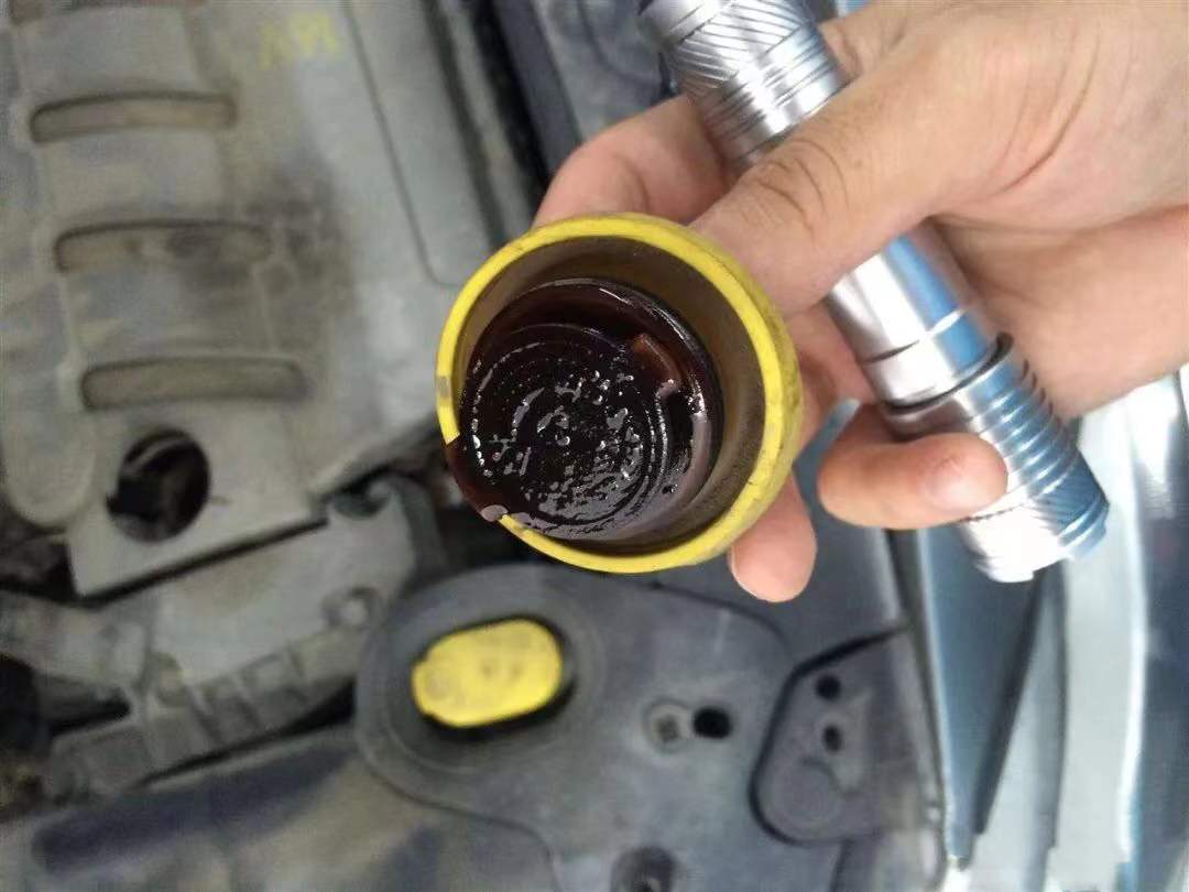 柴機油的級別選錯了，能湊活用么？